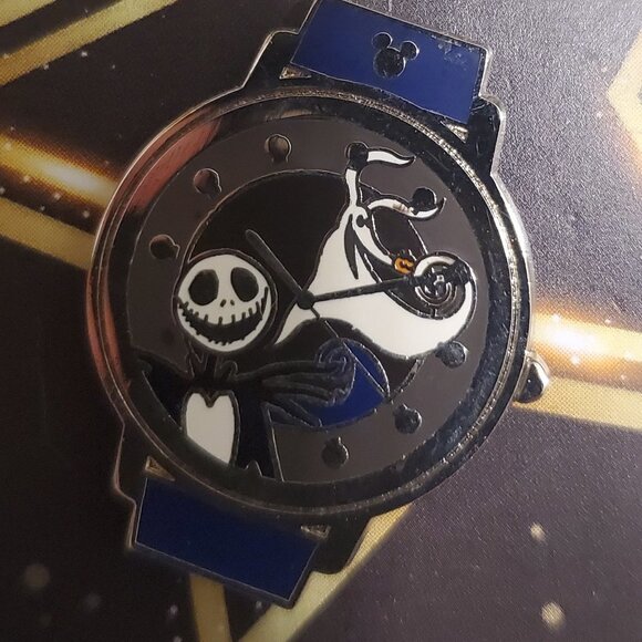 Disney Parks Jack Skellington Zero Watch Hidden Mickey Pin - Picture 1 of 1